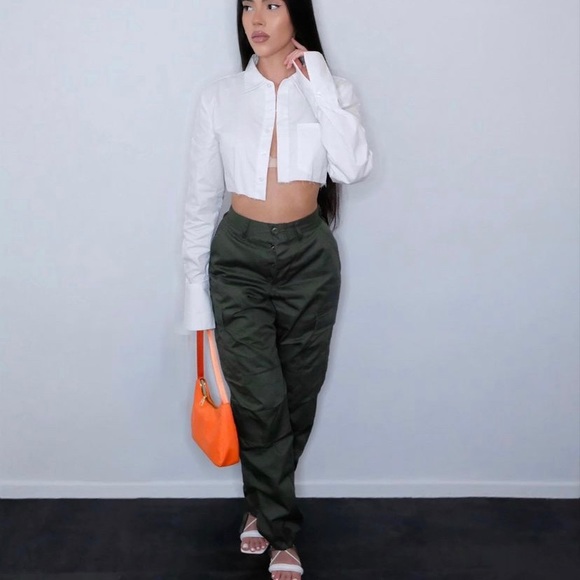 White Cropped Long Sleeve Button Up Shirt - Picture 1 of 4